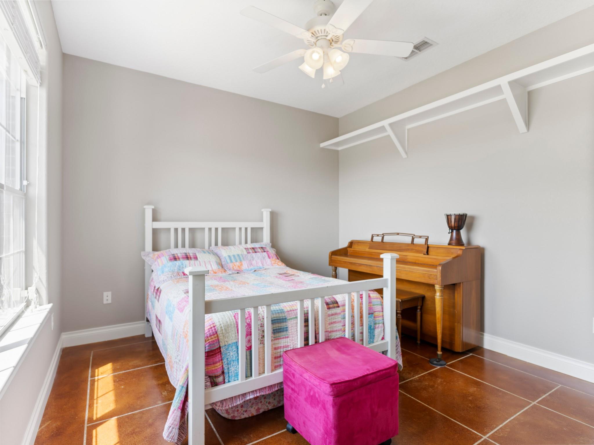 Needville, Texas, 77461, United States, 4 Bedrooms Bedrooms, ,3 BathroomsBathrooms,Residential,Forsale,1953080