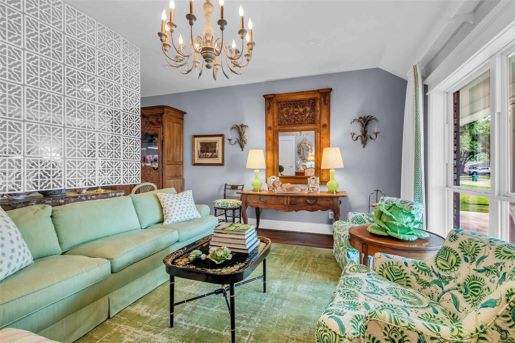 Houston, Texas, 77008, United States, 3 Bedrooms Bedrooms, ,3 BathroomsBathrooms,Residential,Forsale,1953077