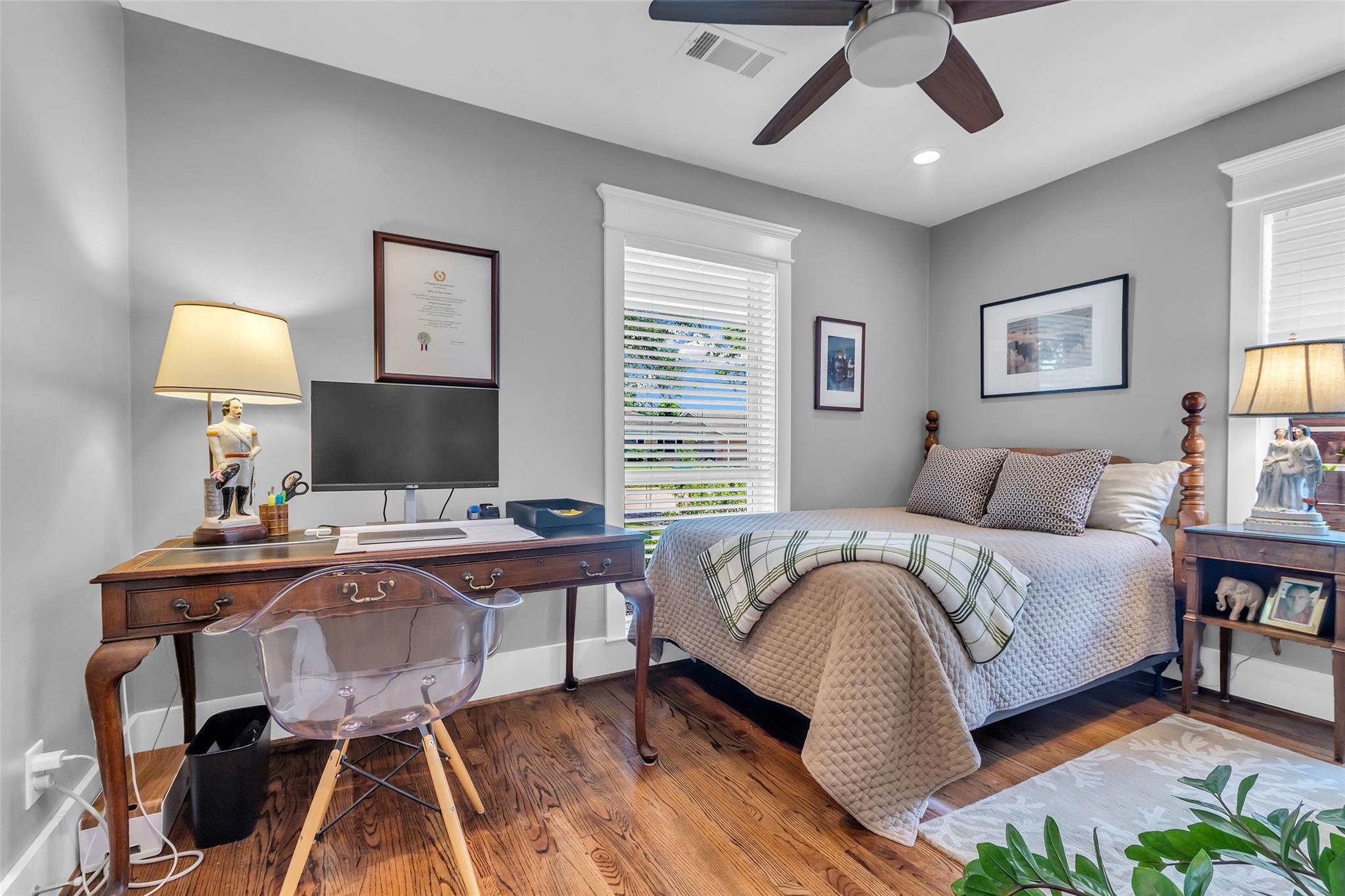 Houston, Texas, 77008, United States, 3 Bedrooms Bedrooms, ,3 BathroomsBathrooms,Residential,Forsale,1953077