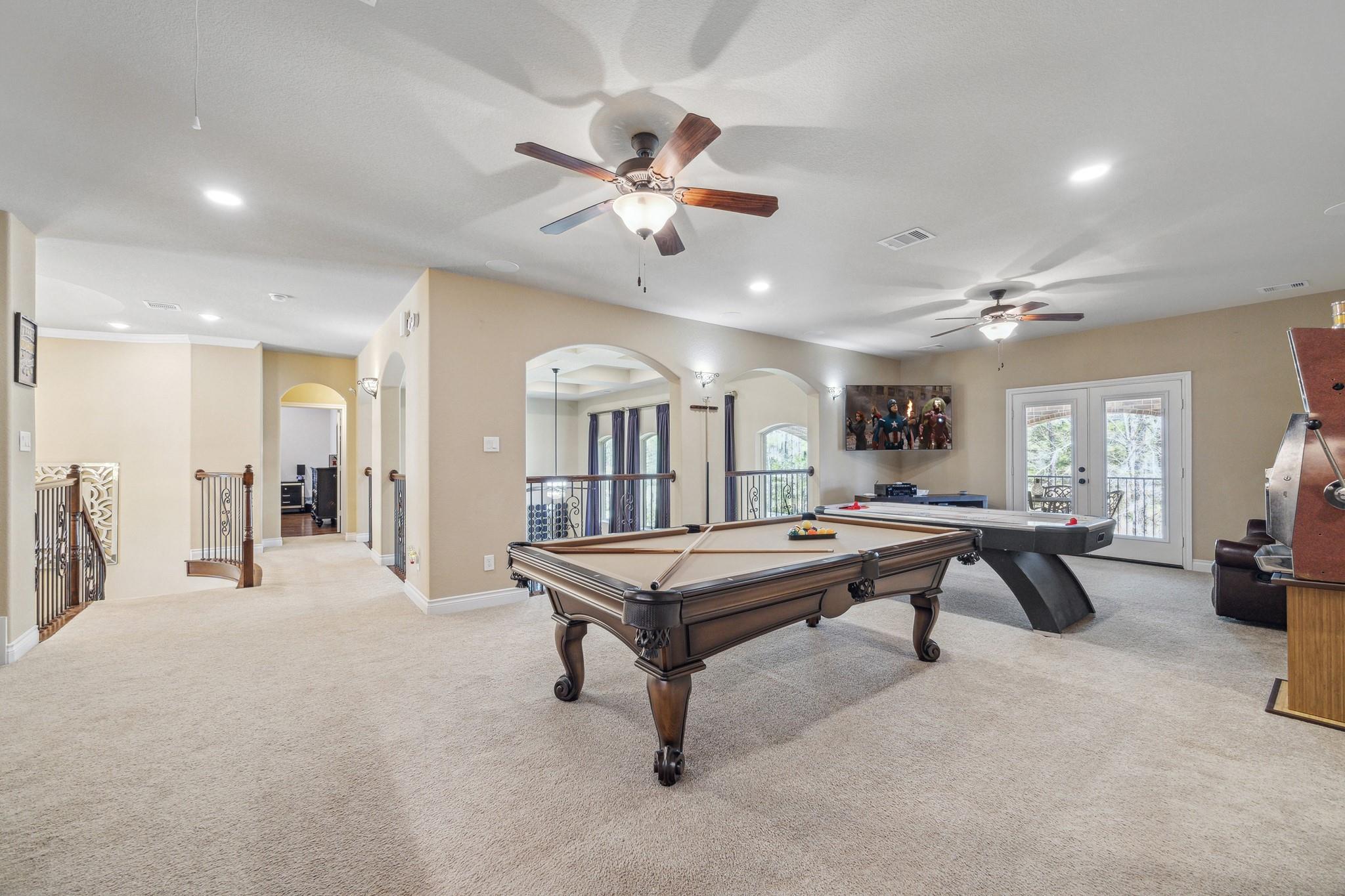 Montgomery, Texas, 77316, United States, 5 Bedrooms Bedrooms, ,4 BathroomsBathrooms,Residential,Forsale,1953089