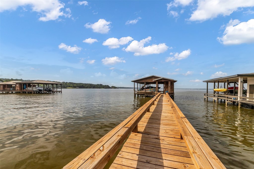 Livingston, Texas, 77351, United States, 6 Bedrooms Bedrooms, ,5 BathroomsBathrooms,Residential,Forsale,1889169