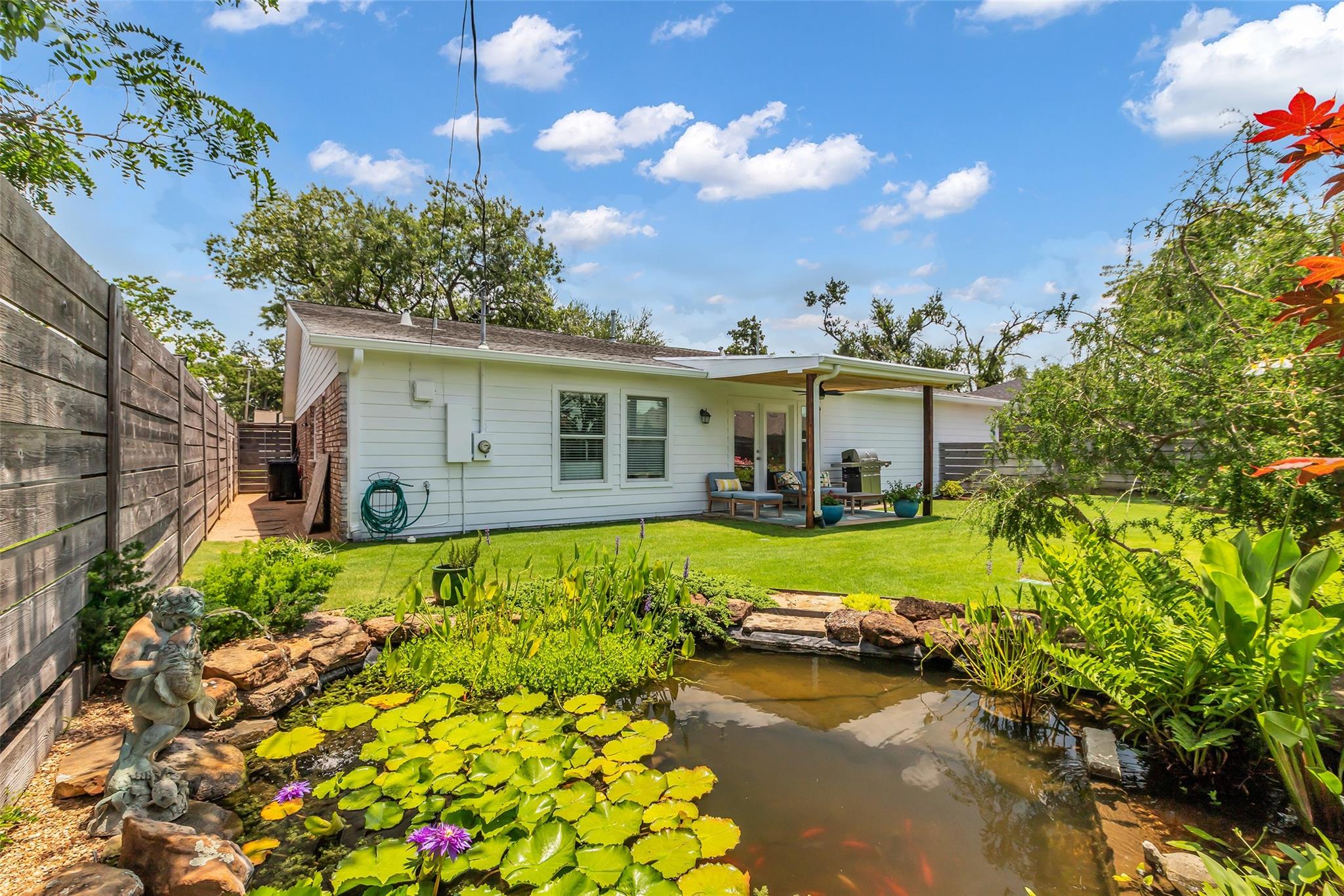 Houston, Texas, 77008, United States, 3 Bedrooms Bedrooms, ,3 BathroomsBathrooms,Residential,Forsale,1953077