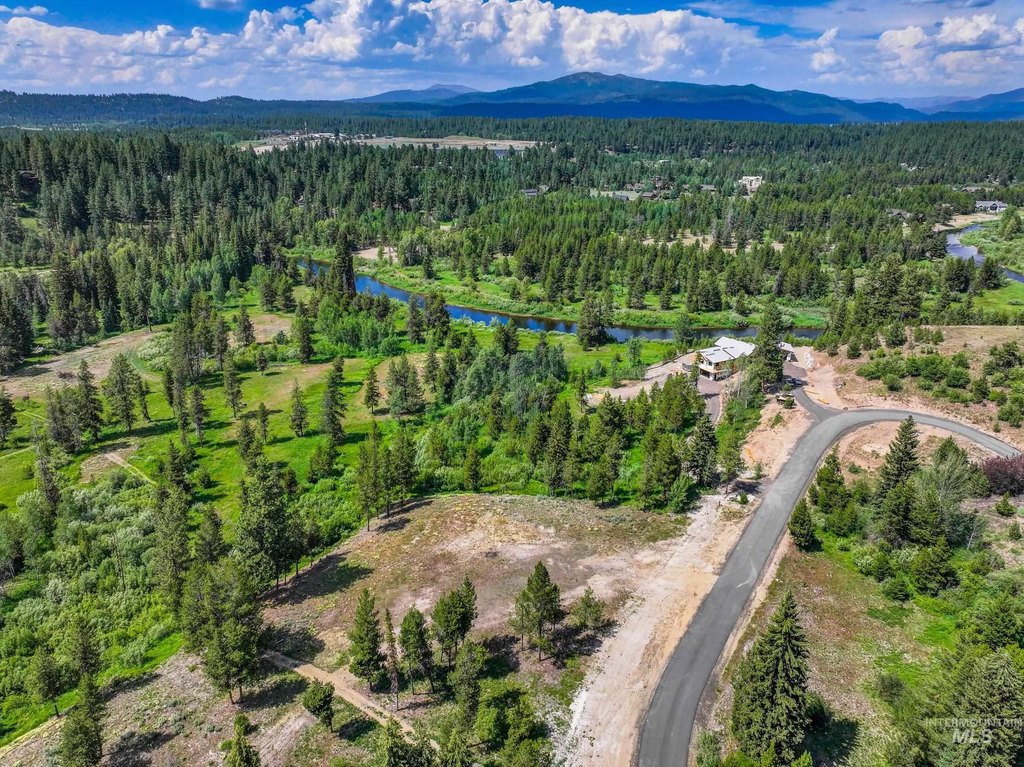 McCall, Idaho, 83638, United States, ,Land,Forsale,1996731