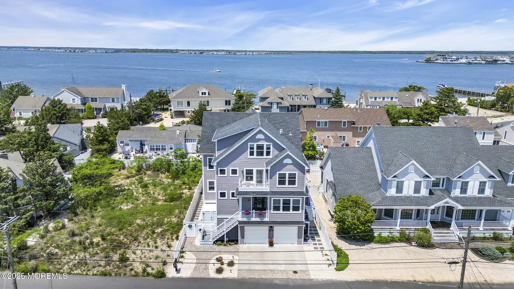 Mantoloking, New Jersey, 08738, United States, 5 Bedrooms Bedrooms, ,4.5 BathroomsBathrooms,Residential,Forsale,1900453