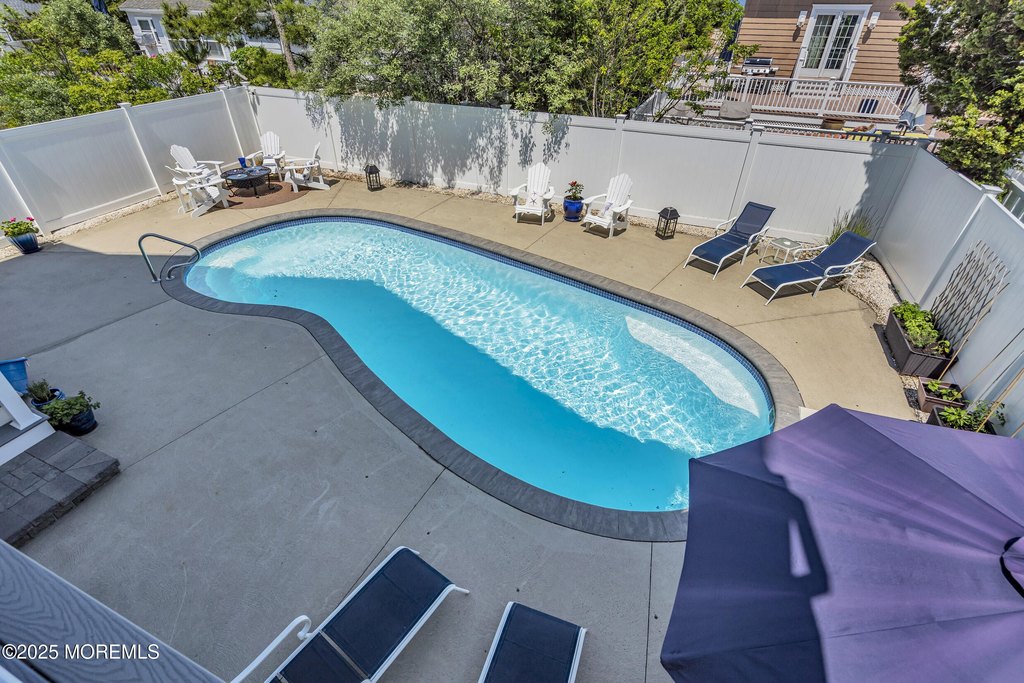 Mantoloking, New Jersey, 08738, United States, 5 Bedrooms Bedrooms, ,4.5 BathroomsBathrooms,Residential,Forsale,1900453