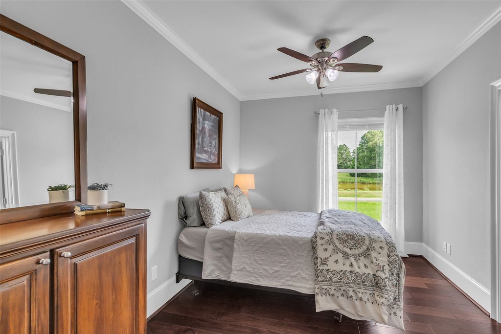 Livingston, Texas, 77351, United States, 6 Bedrooms Bedrooms, ,5 BathroomsBathrooms,Residential,Forsale,1889169