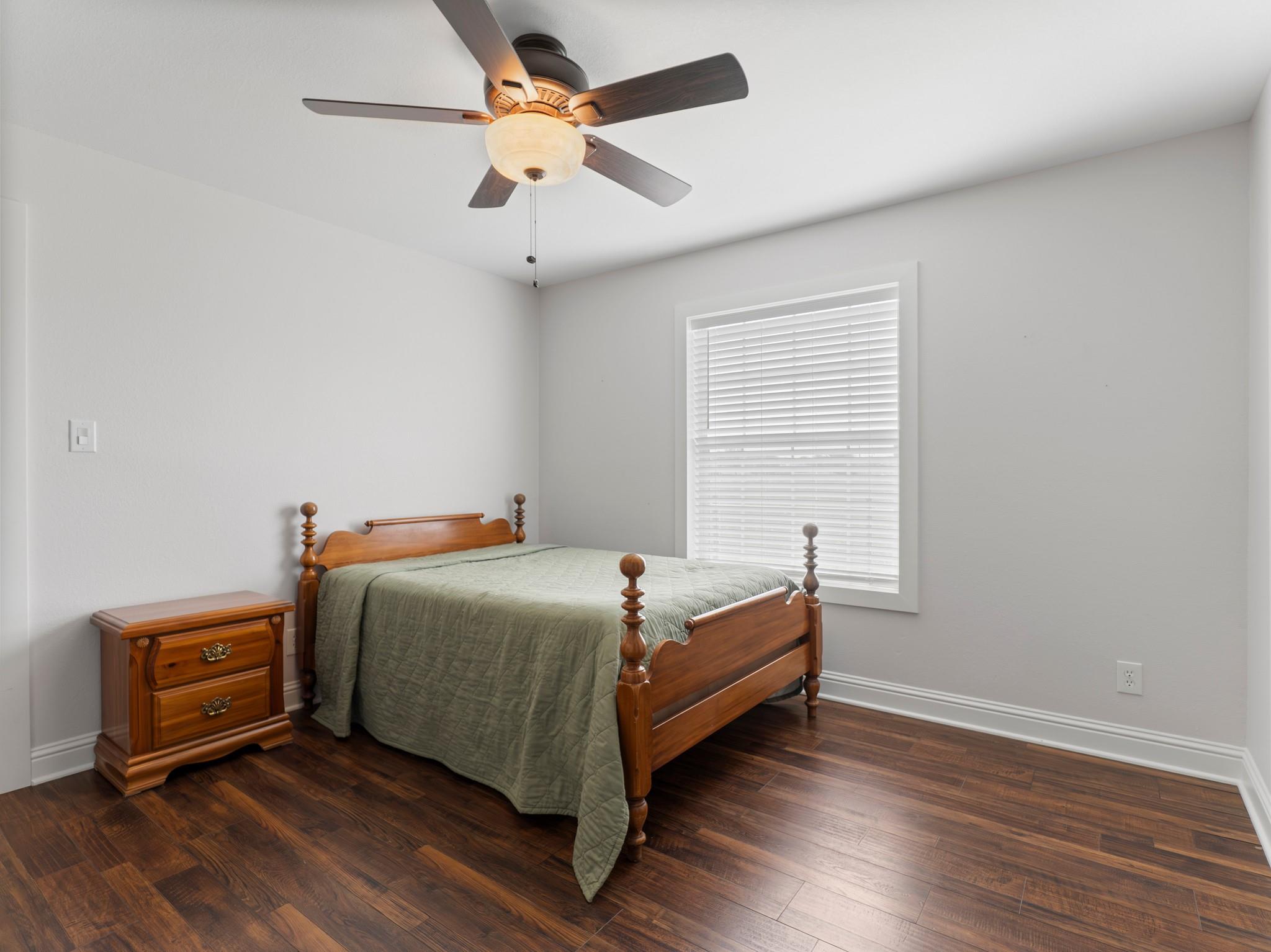 Needville, Texas, 77461, United States, 5 Bedrooms Bedrooms, ,4 BathroomsBathrooms,Residential,Forsale,1953082