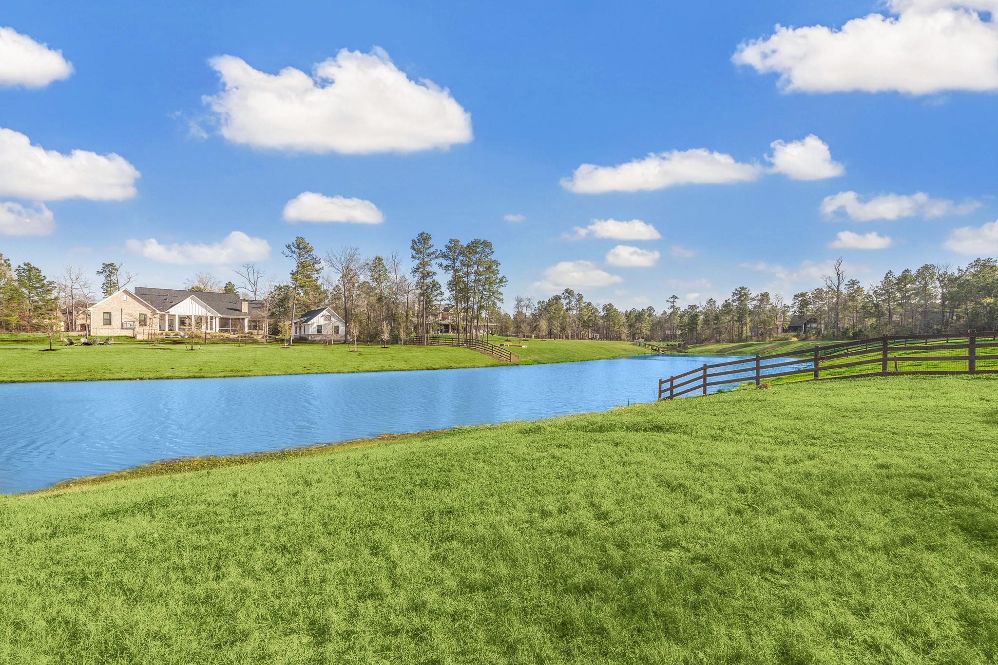 Montgomery, Texas, 77316, United States, 5 Bedrooms Bedrooms, ,4 BathroomsBathrooms,Residential,Forsale,1953089