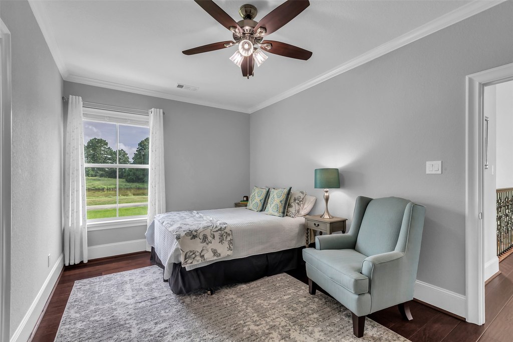 Livingston, Texas, 77351, United States, 6 Bedrooms Bedrooms, ,5 BathroomsBathrooms,Residential,Forsale,1889169