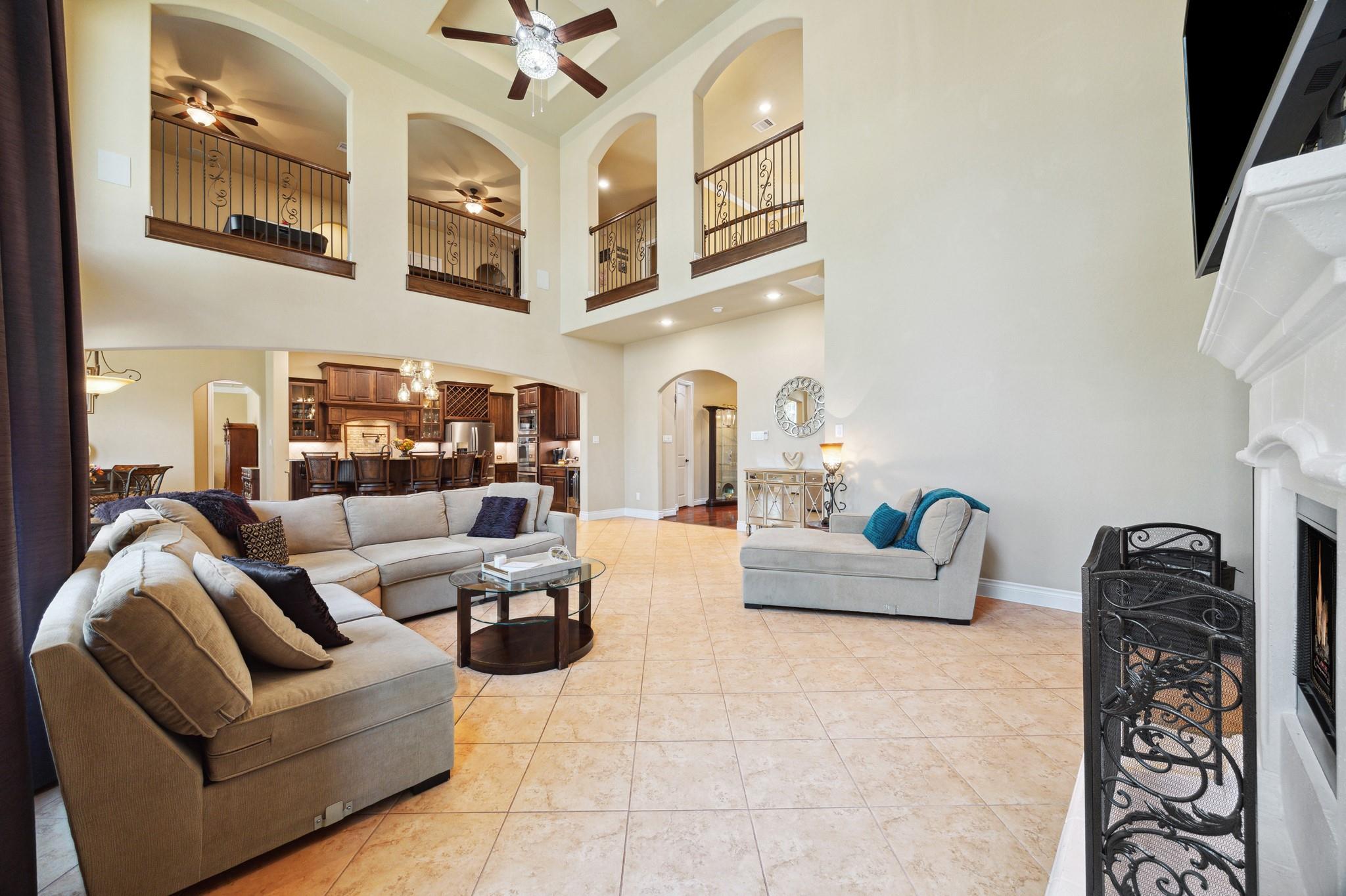 Montgomery, Texas, 77316, United States, 5 Bedrooms Bedrooms, ,4 BathroomsBathrooms,Residential,Forsale,1953089