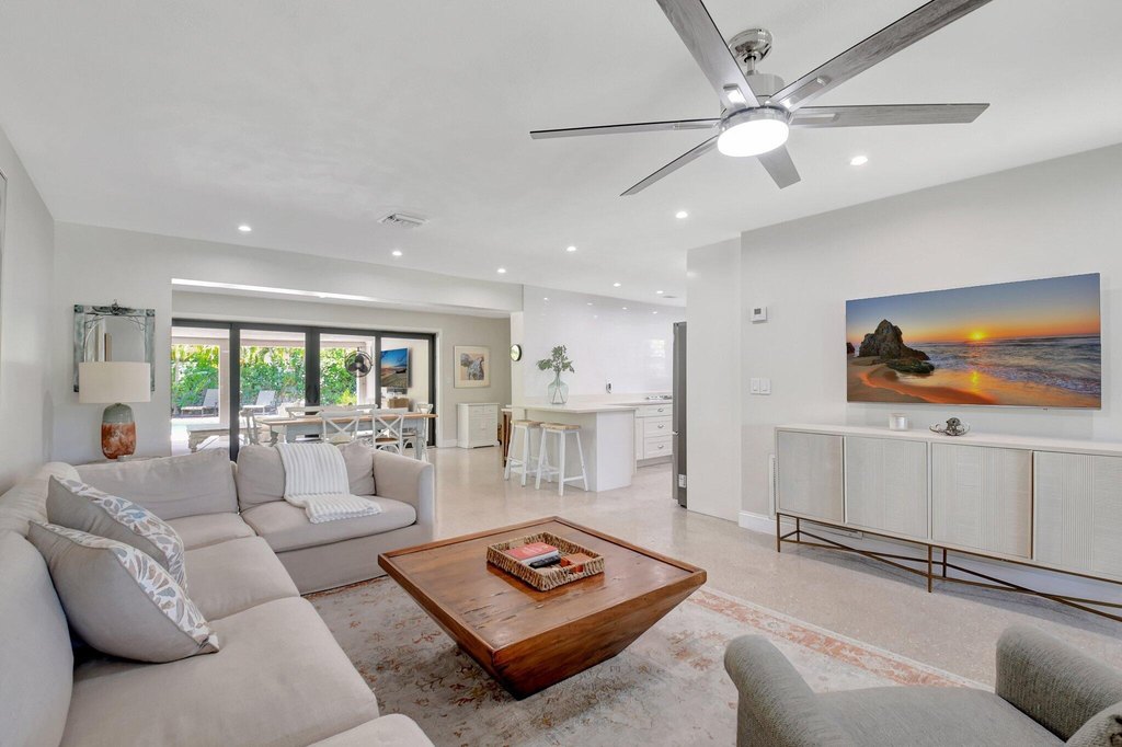 Delray Beach, Florida, 33444, United States, 3 Bedrooms Bedrooms, ,3 BathroomsBathrooms,Residential,Forsale,1905192