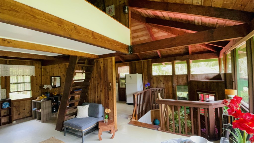 Volcano, Hawaii, 96785, United States, 3 Bedrooms Bedrooms, ,4.5 BathroomsBathrooms,Residential,Forsale,1929297