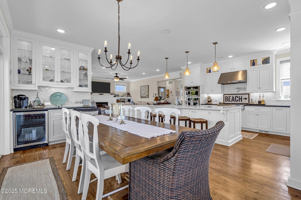 Mantoloking, New Jersey, 08738, United States, 5 Bedrooms Bedrooms, ,4.5 BathroomsBathrooms,Residential,Forsale,1900453