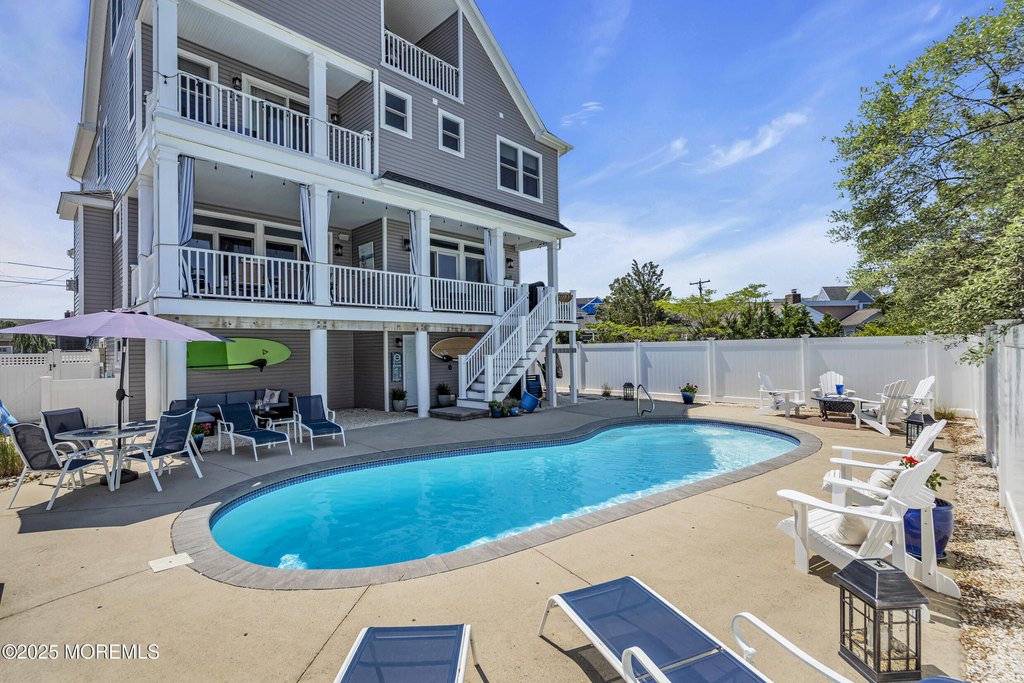 Mantoloking, New Jersey, 08738, United States, 5 Bedrooms Bedrooms, ,4.5 BathroomsBathrooms,Residential,Forsale,1900453