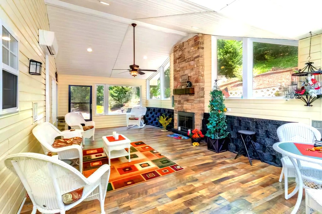 Ooltewah, Tennessee, 37363, United States, 4 Bedrooms Bedrooms, ,3.5 BathroomsBathrooms,Residential,Forsale,1894390