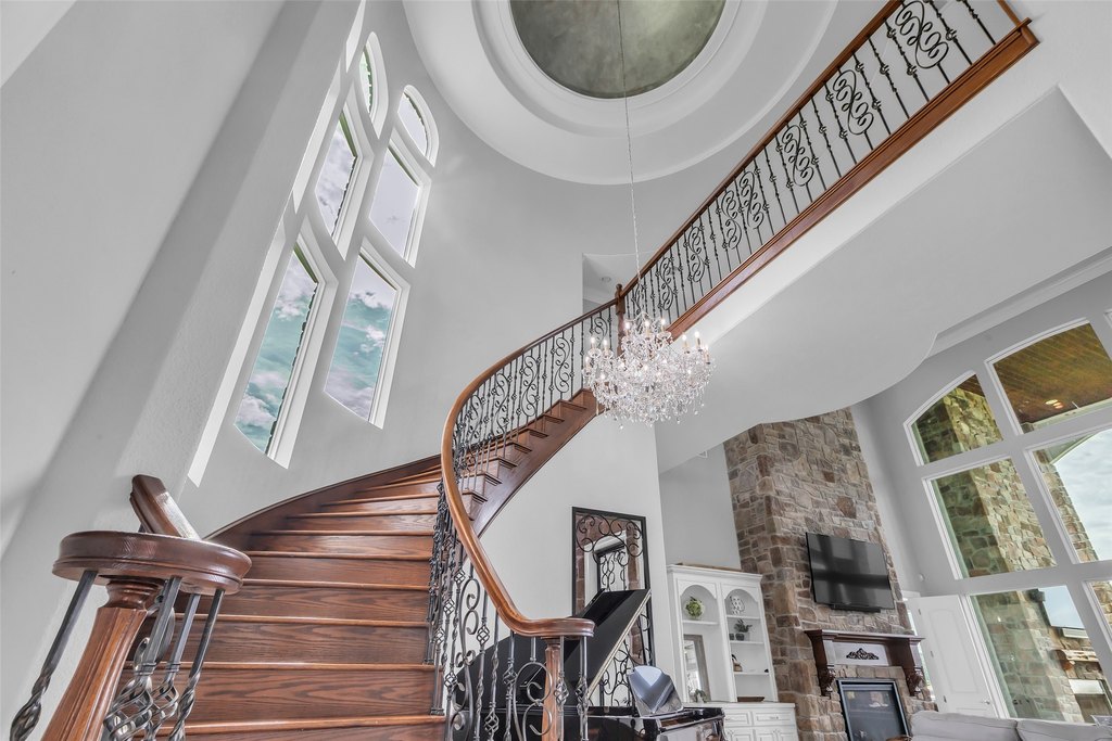 Livingston, Texas, 77351, United States, 6 Bedrooms Bedrooms, ,5 BathroomsBathrooms,Residential,Forsale,1889169