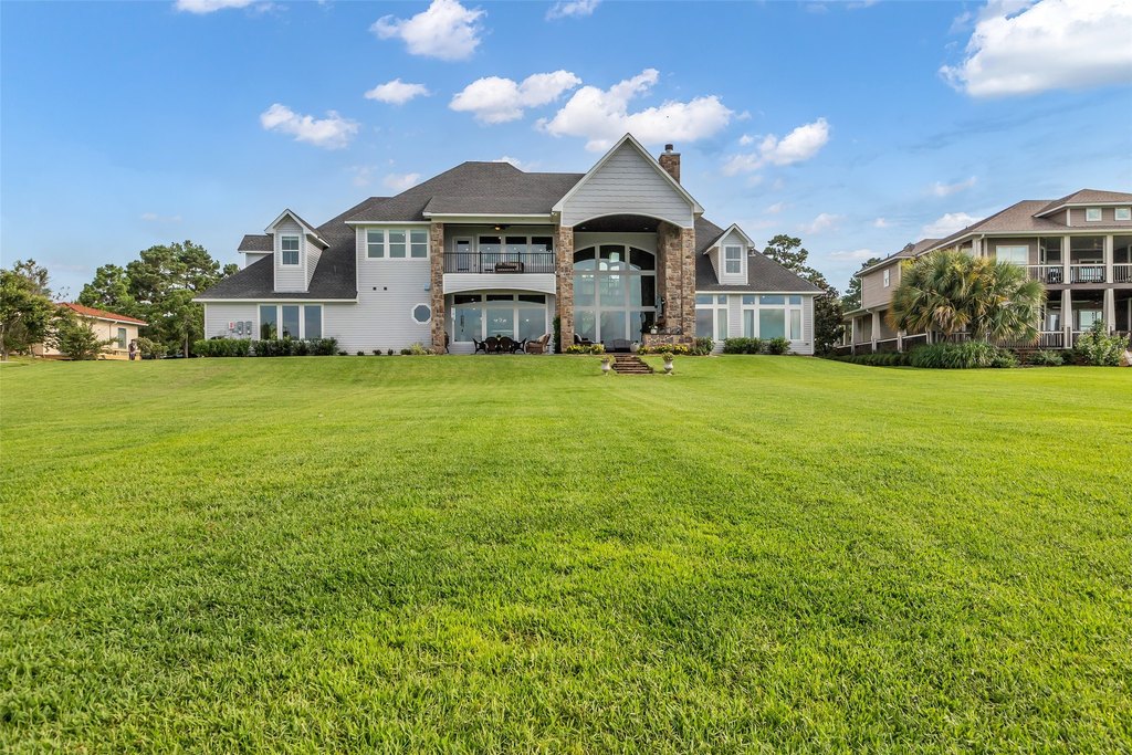 Livingston, Texas, 77351, United States, 6 Bedrooms Bedrooms, ,5 BathroomsBathrooms,Residential,Forsale,1889169