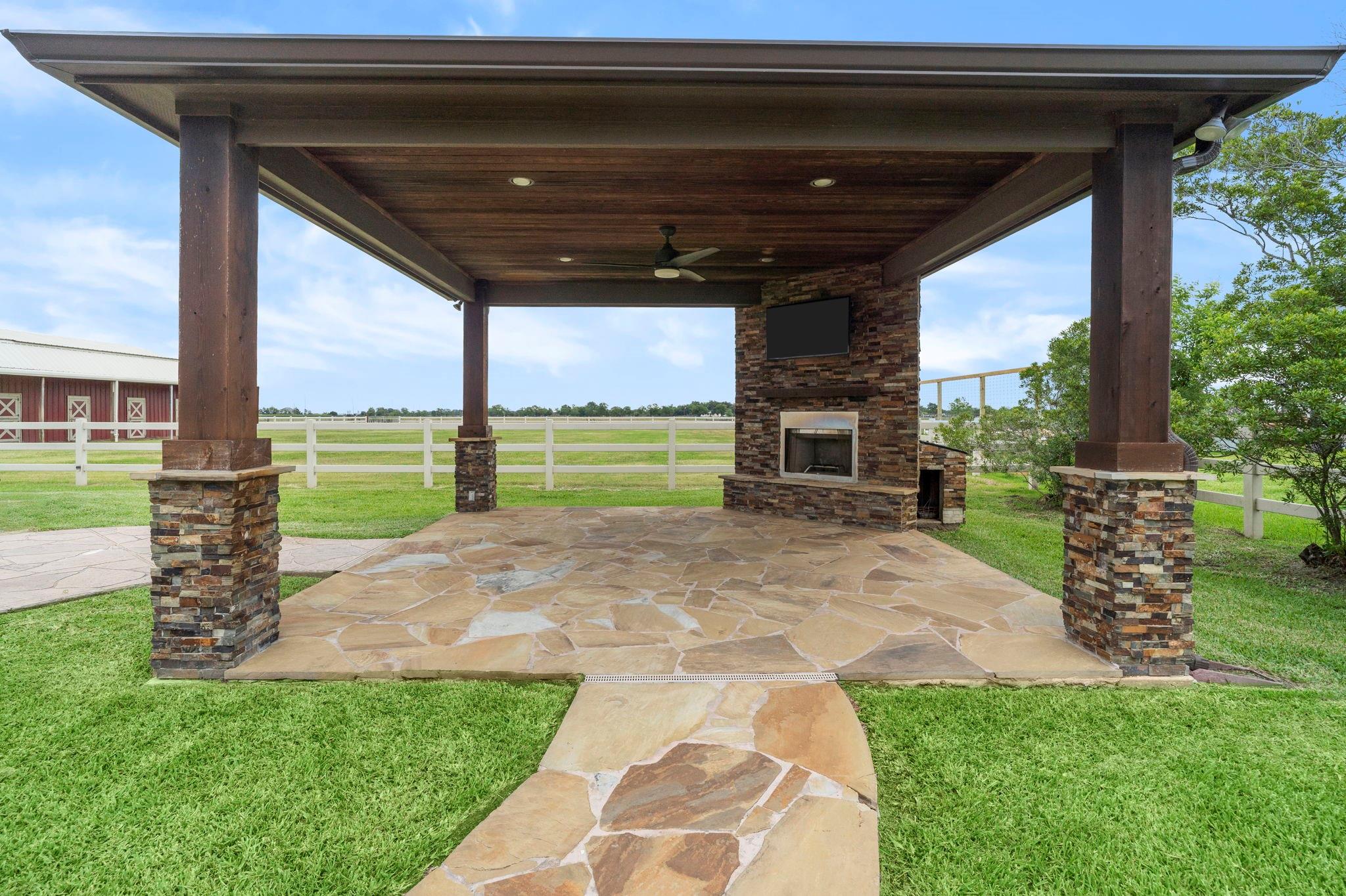 Needville, Texas, 77461, United States, 4 Bedrooms Bedrooms, ,4 BathroomsBathrooms,Residential,Forsale,1953081