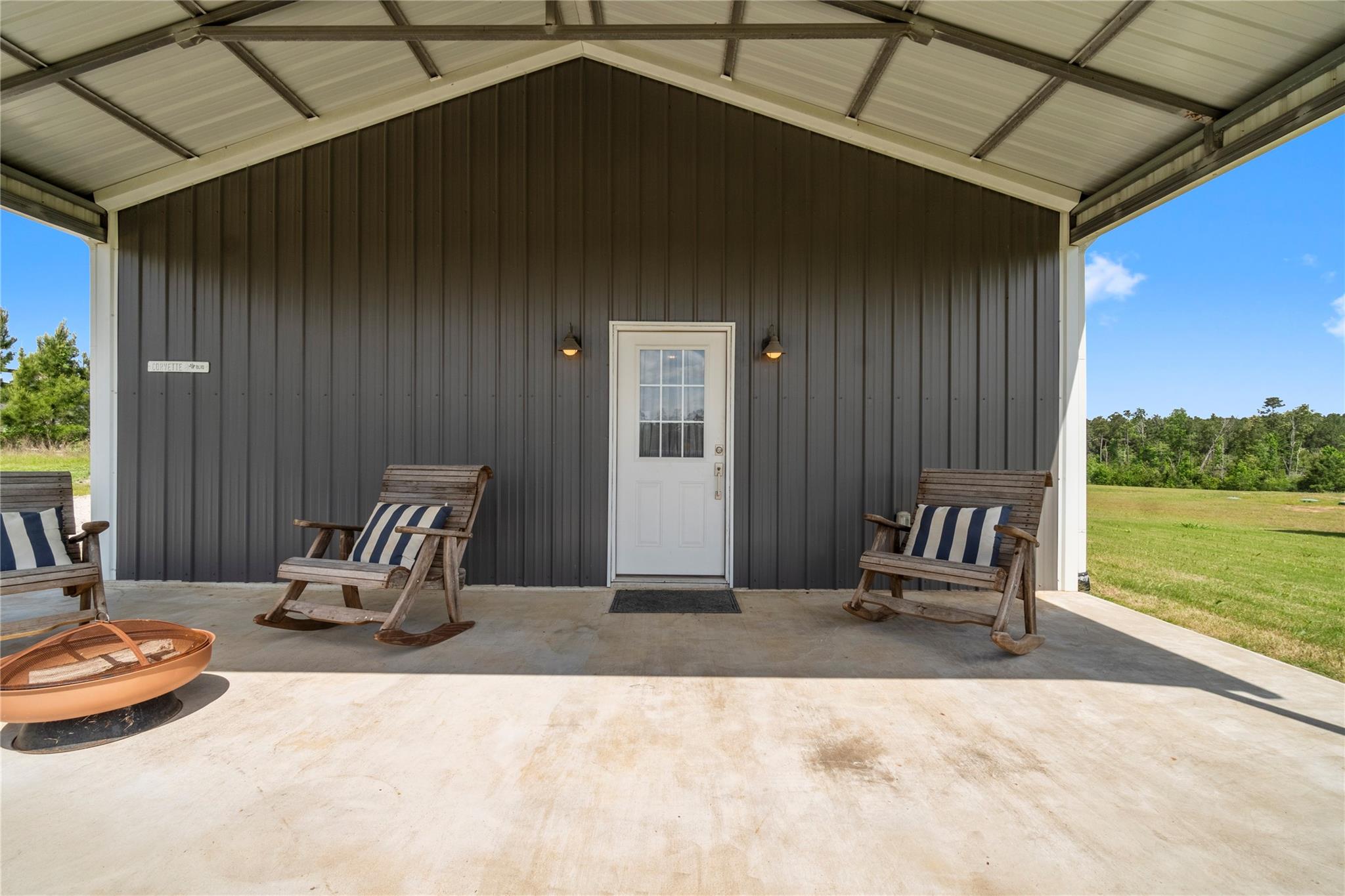 Livingston, Texas, 77351, United States, 3 Bedrooms Bedrooms, ,2 BathroomsBathrooms,Residential,Forsale,1889189