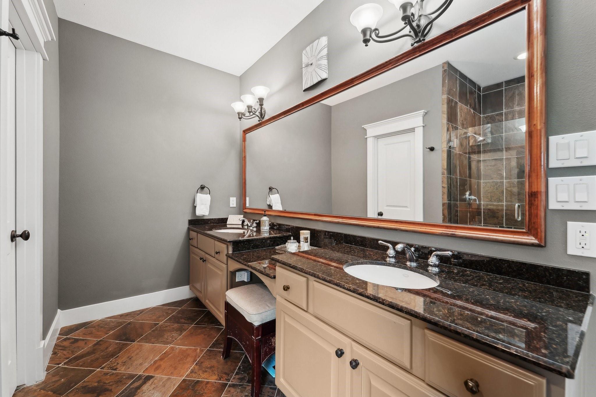 Houston, Texas, 77008, United States, 3 Bedrooms Bedrooms, ,2 BathroomsBathrooms,Residential,Forsale,1953087