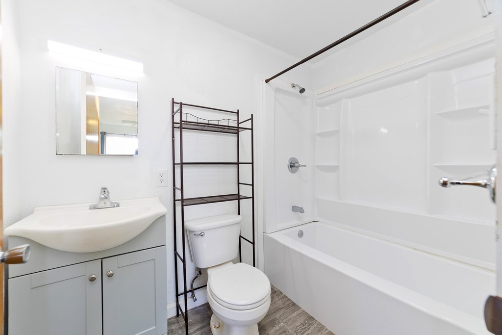 Captain Cook, Hawaii, 96750, United States, 5 Bedrooms Bedrooms, ,4 BathroomsBathrooms,Residential,Forsale,1929304