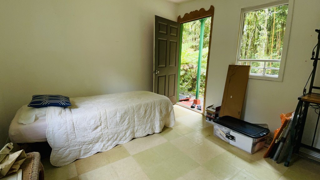Volcano, Hawaii, 96785, United States, 3 Bedrooms Bedrooms, ,4.5 BathroomsBathrooms,Residential,Forsale,1929297