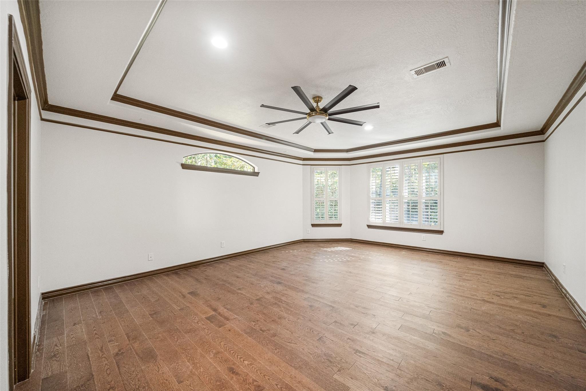 Conroe, Texas, 77304, United States, 5 Bedrooms Bedrooms, ,4 BathroomsBathrooms,Residential,Forsale,1953074