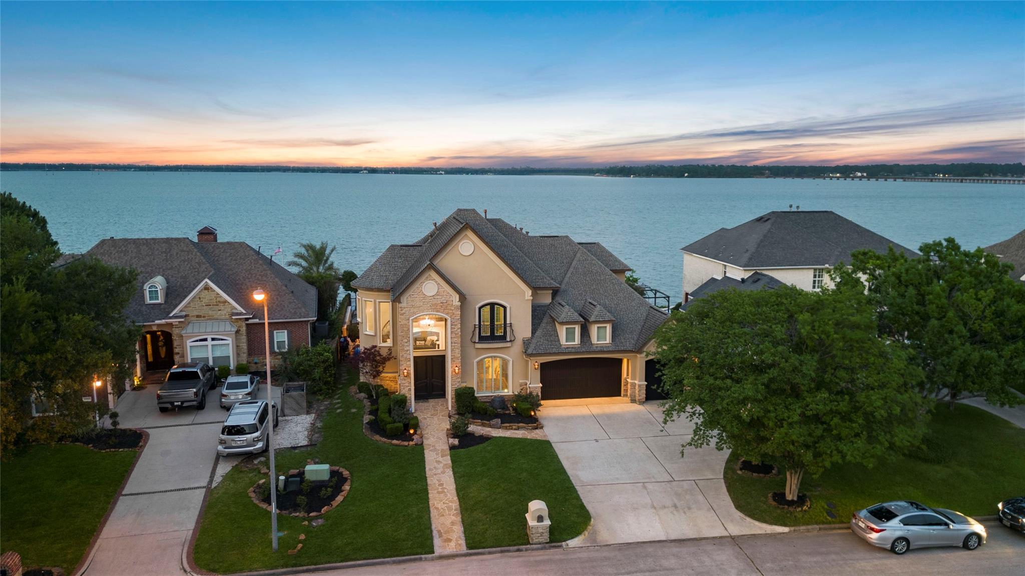 Humble, Texas, 77346, United States, 4 Bedrooms Bedrooms, ,4 BathroomsBathrooms,Residential,Forsale,1953088