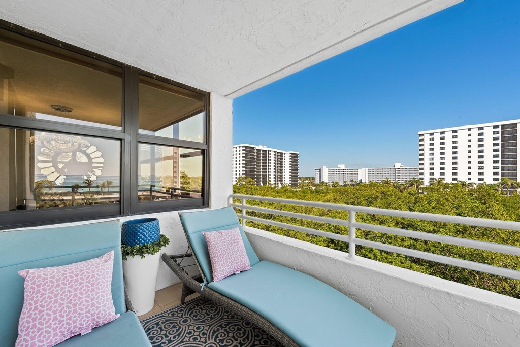 Highland Beach, Florida, 33487, United States, 3 Bedrooms Bedrooms, ,2 BathroomsBathrooms,Residential,Forsale,1886572