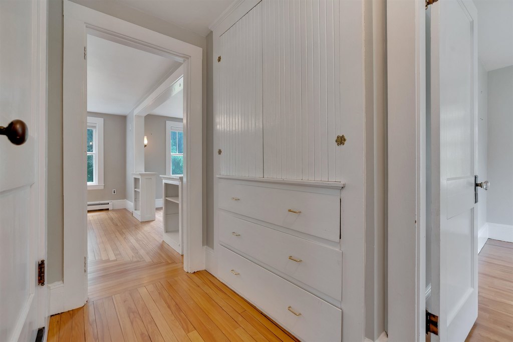 Hampton, New Hampshire, 03842, United States, 4 Bedrooms Bedrooms, ,2 BathroomsBathrooms,Residential,Forsale,1933935