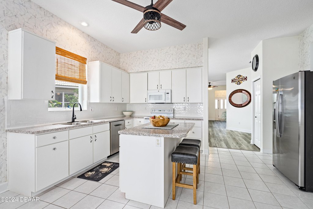 Daytona Beach, Florida, 32118, United States, 2 Bedrooms Bedrooms, ,2 BathroomsBathrooms,Residential,Forsale,1884225