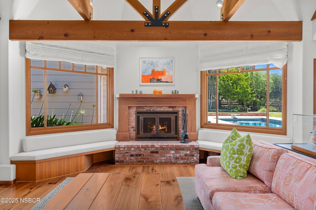 Solvang, California, 93463, United States, 5 Bedrooms Bedrooms, ,4 BathroomsBathrooms,Residential,Forsale,1909553