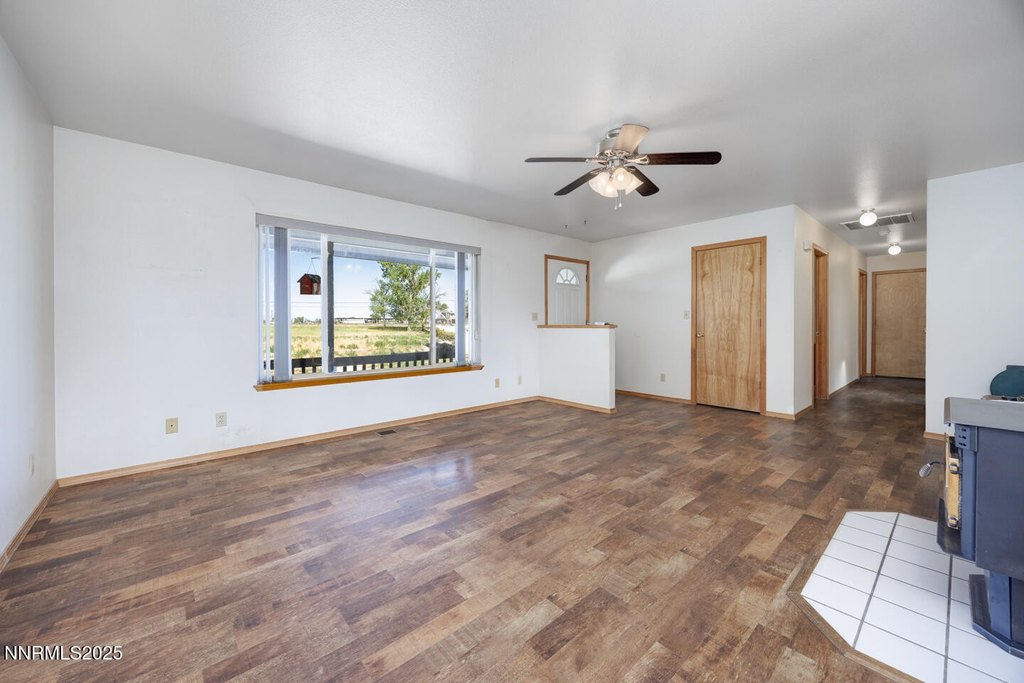 Fallon, Nevada, 89406, United States, 3 Bedrooms Bedrooms, ,2 BathroomsBathrooms,Residential,Forsale,1936744