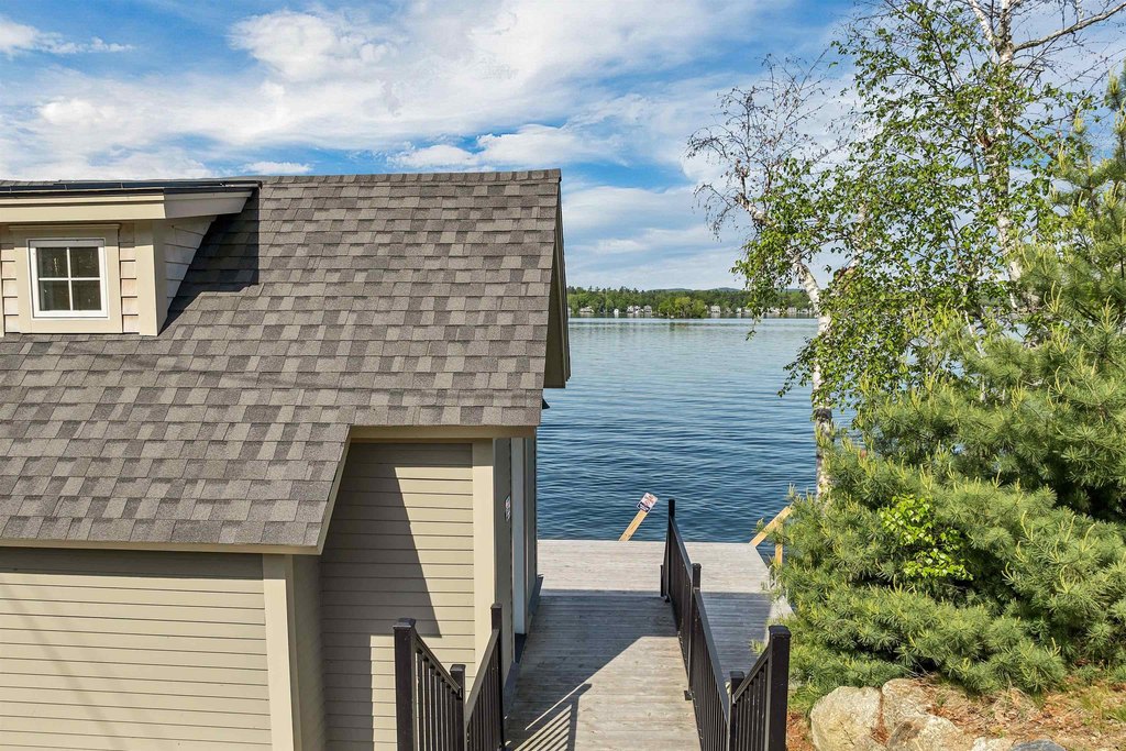 Laconia, New Hampshire, 03246, United States, 2 Bedrooms Bedrooms, ,2 BathroomsBathrooms,Residential,Forsale,1909966