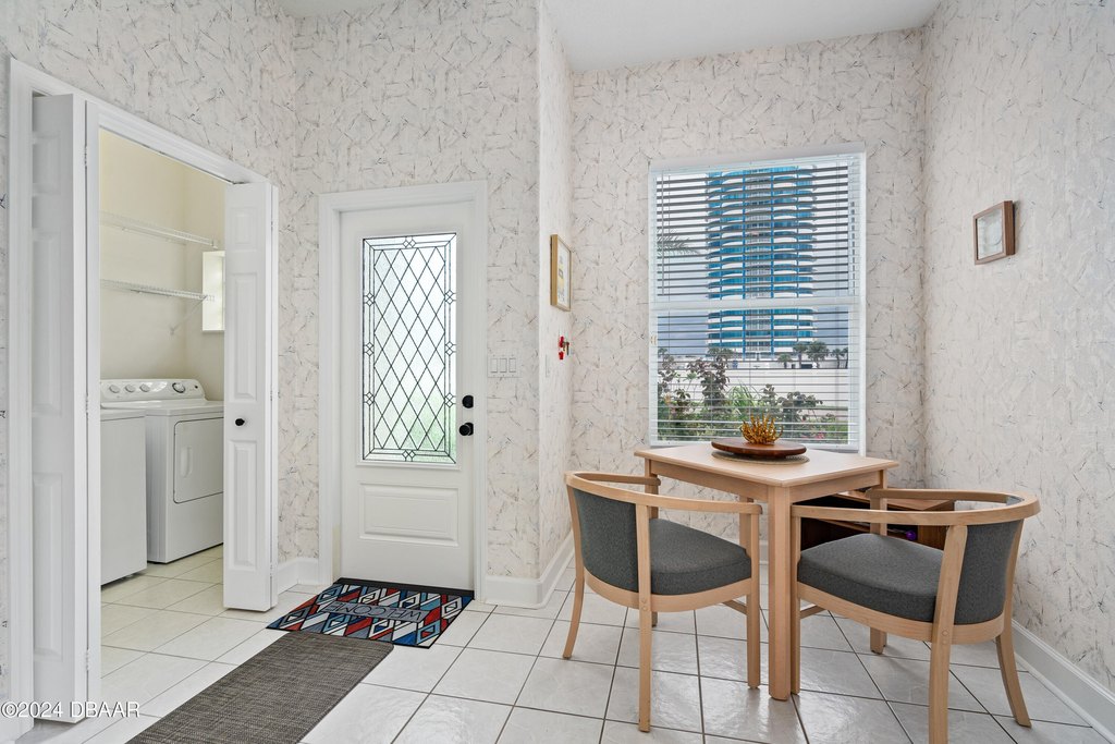 Daytona Beach, Florida, 32118, United States, 2 Bedrooms Bedrooms, ,2 BathroomsBathrooms,Residential,Forsale,1884225