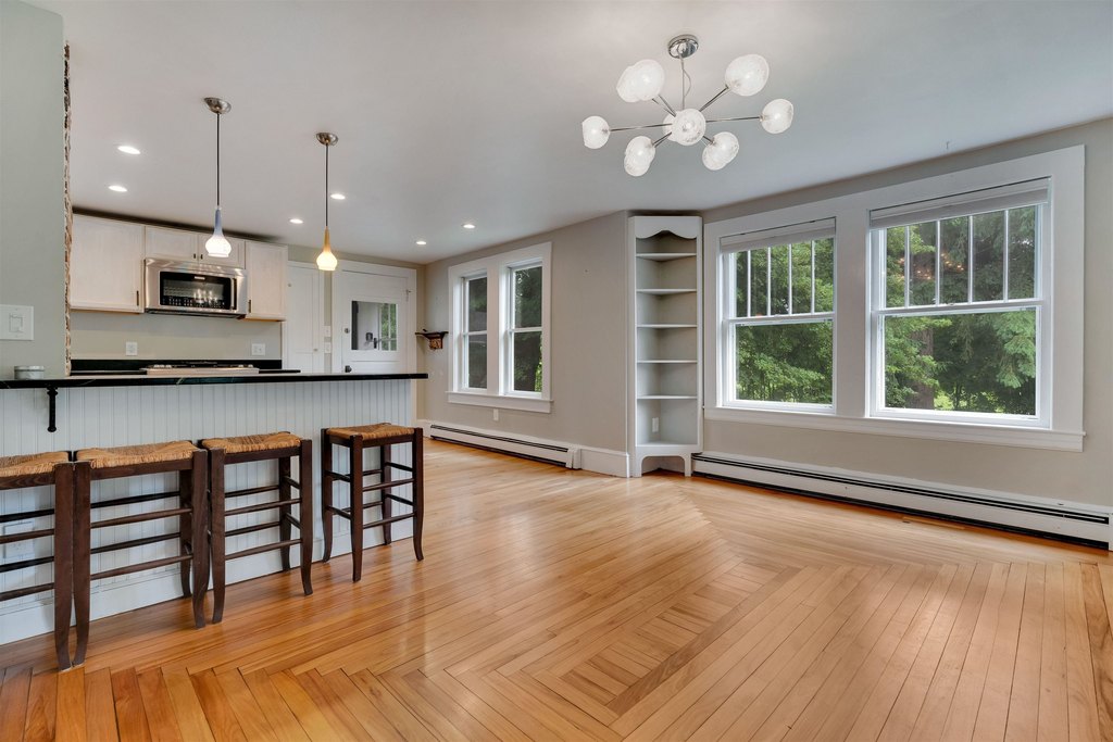 Hampton, New Hampshire, 03842, United States, 4 Bedrooms Bedrooms, ,2 BathroomsBathrooms,Residential,Forsale,1933935