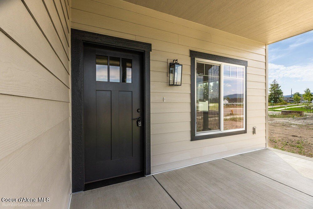 Post Falls, Idaho, 83854, United States, 4 Bedrooms Bedrooms, ,2.5 BathroomsBathrooms,Residential,Forsale,1913872