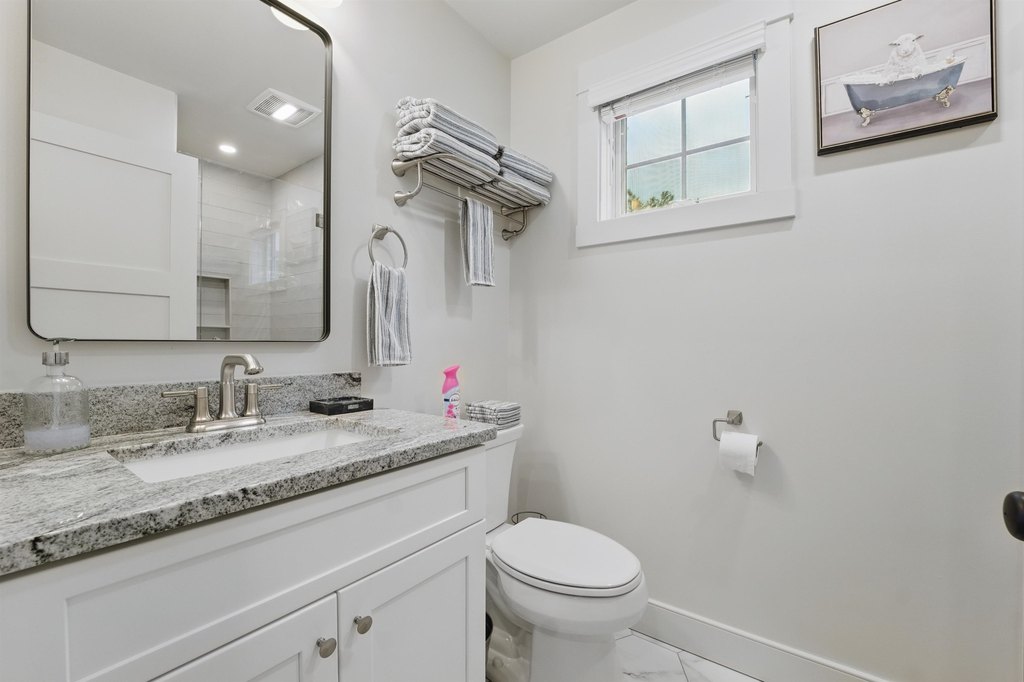 Laconia, New Hampshire, 03246, United States, 2 Bedrooms Bedrooms, ,2 BathroomsBathrooms,Residential,Forsale,1909966