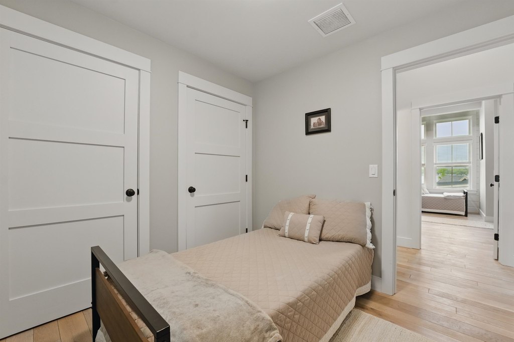 Laconia, New Hampshire, 03246, United States, 2 Bedrooms Bedrooms, ,2 BathroomsBathrooms,Residential,Forsale,1909966