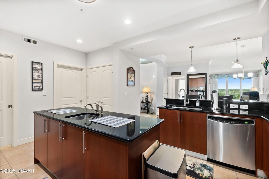 Daytona Beach Shores, Florida, 32118, United States, 2 Bedrooms Bedrooms, ,2 BathroomsBathrooms,Residential,Forsale,1900232