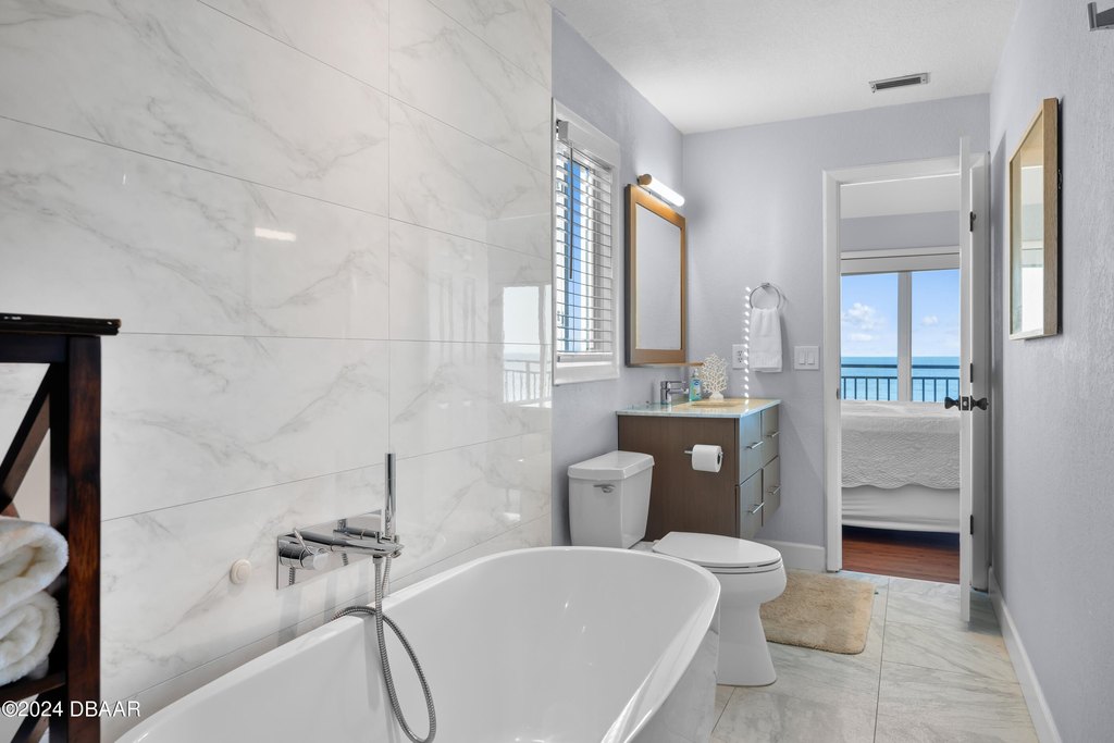 Port Orange, Florida, 32127, United States, 7 Bedrooms Bedrooms, ,7 BathroomsBathrooms,Residential,Forsale,1919170