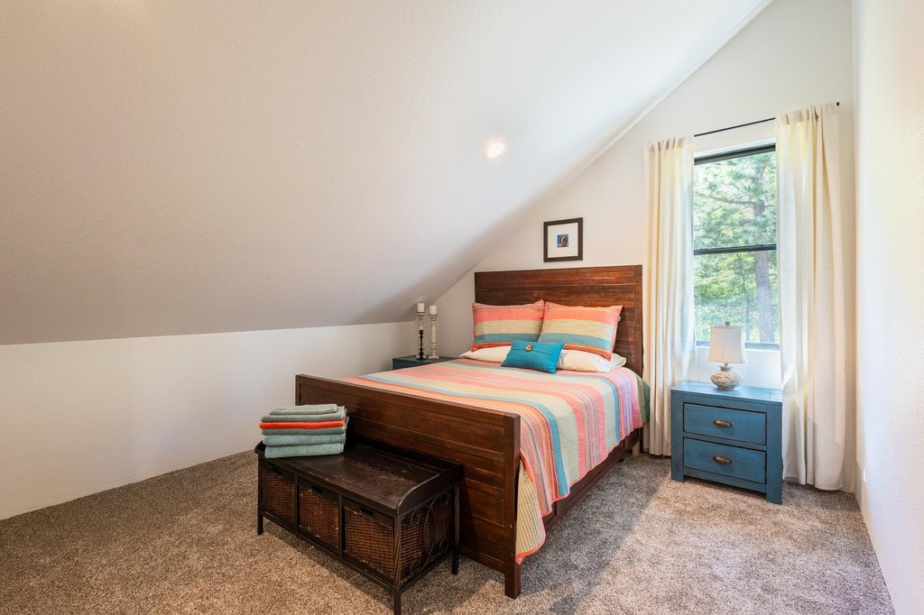 Deadwood, South Dakota, 57732, United States, 3 Bedrooms Bedrooms, ,2.5 BathroomsBathrooms,Residential,Forsale,1945958