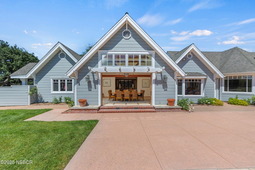Solvang, California, 93463, United States, 5 Bedrooms Bedrooms, ,4 BathroomsBathrooms,Residential,Forsale,1909553