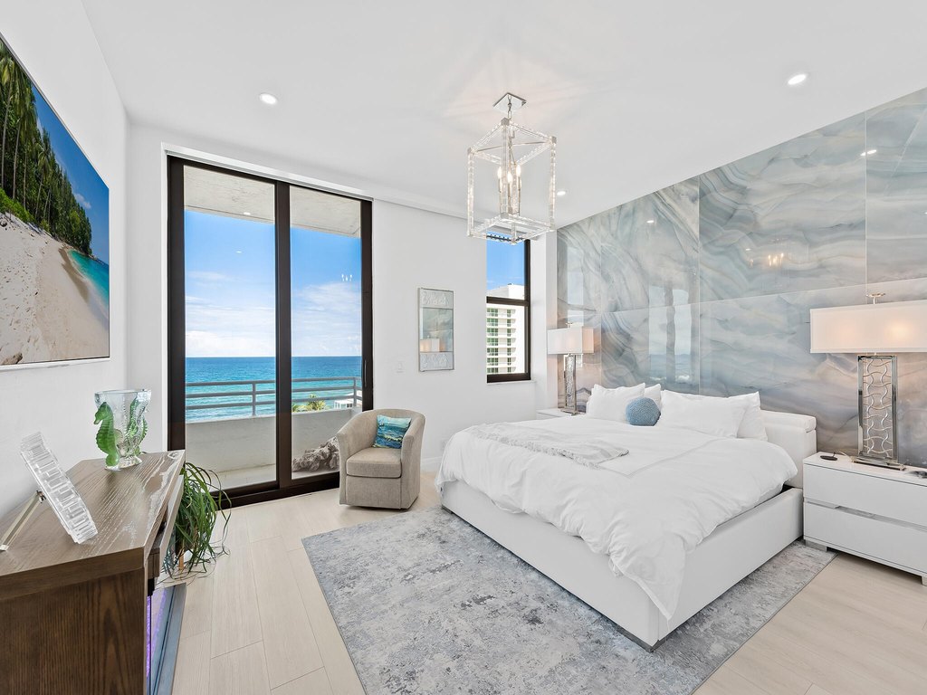 Highland Beach, Florida, 33487, United States, 2 Bedrooms Bedrooms, ,2 BathroomsBathrooms,Residential,Forsale,1905195