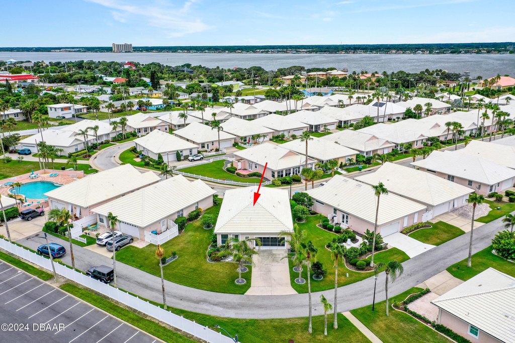 Daytona Beach, Florida, 32118, United States, 2 Bedrooms Bedrooms, ,2 BathroomsBathrooms,Residential,Forsale,1884225