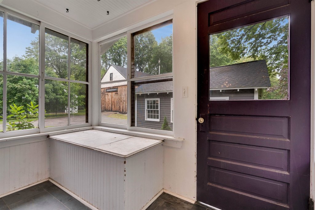 Hampton, New Hampshire, 03842, United States, 4 Bedrooms Bedrooms, ,2 BathroomsBathrooms,Residential,Forsale,1933935