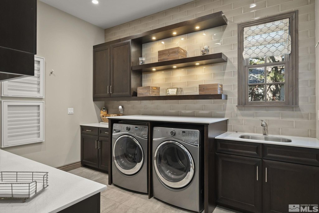 Reno, Nevada, 89511, United States, 4 Bedrooms Bedrooms, ,4.5 BathroomsBathrooms,Residential,Forsale,1936736