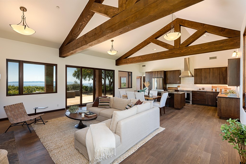 SANTA BARBARA, California, 93105, United States, 6 Bedrooms Bedrooms, ,6.5 BathroomsBathrooms,Residential,Forsale,1922146