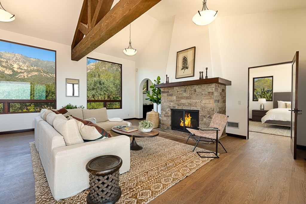 SANTA BARBARA, California, 93105, United States, 6 Bedrooms Bedrooms, ,6.5 BathroomsBathrooms,Residential,Forsale,1922146