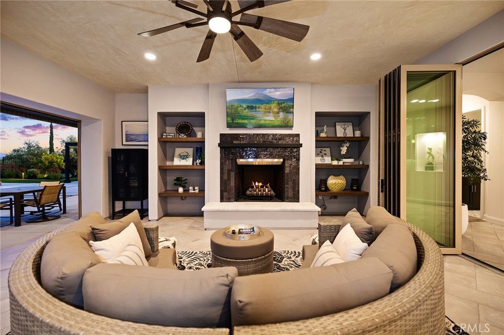 Temecula, California, 92592, United States, 4 Bedrooms Bedrooms, ,4.5 BathroomsBathrooms,Residential,Forsale,1933751